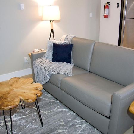 M&M'S Maple Bay Mountain Guesthouse - Licensed Duncan Extérieur photo