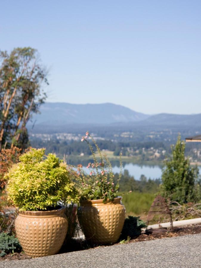 M&M'S Maple Bay Mountain Guesthouse - Licensed Duncan Extérieur photo