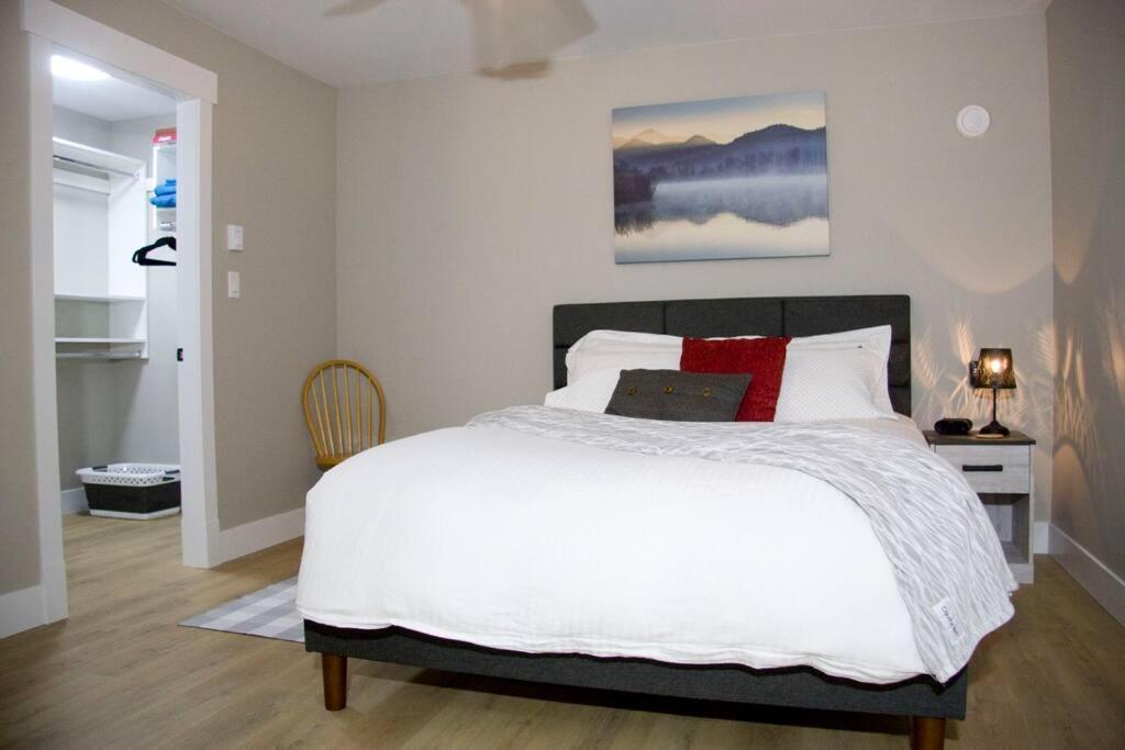 M&M'S Maple Bay Mountain Guesthouse - Licensed Duncan Extérieur photo